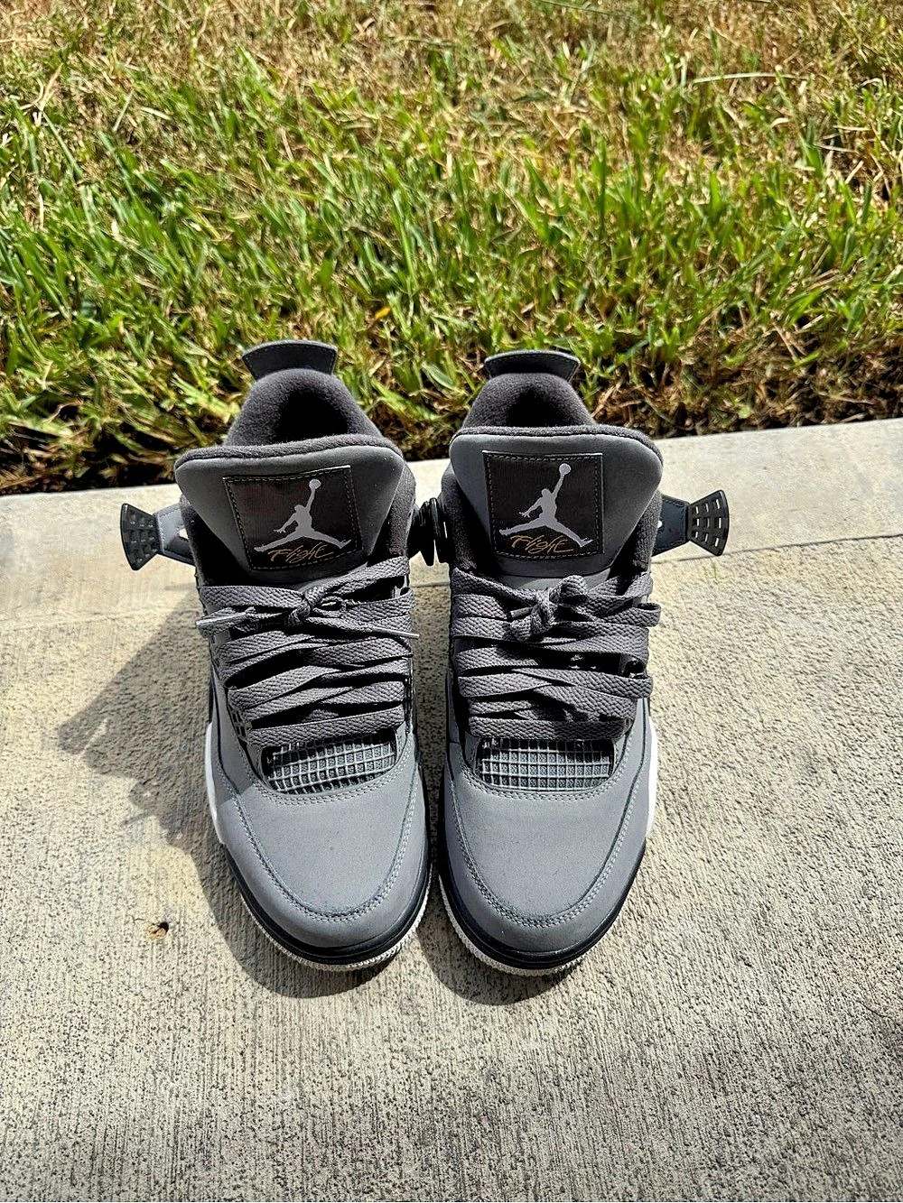 NEW!!! Cool Grey 4s Size 7.5M